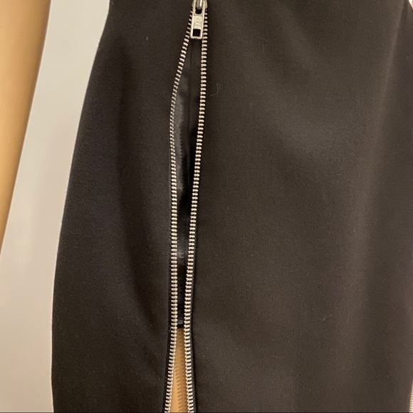 Kevan Hall Black Sheath Dress with Zipper Slits - Picture 4 of 9